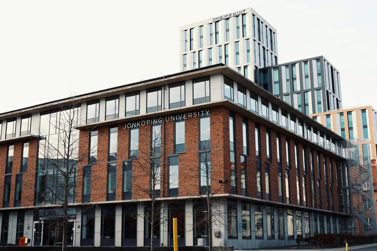 A contemporary view of Jönköping University in Sweden, featuring modern architectural design.